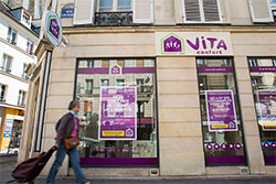 Boutique via confort , rue lecourbe à Paris
